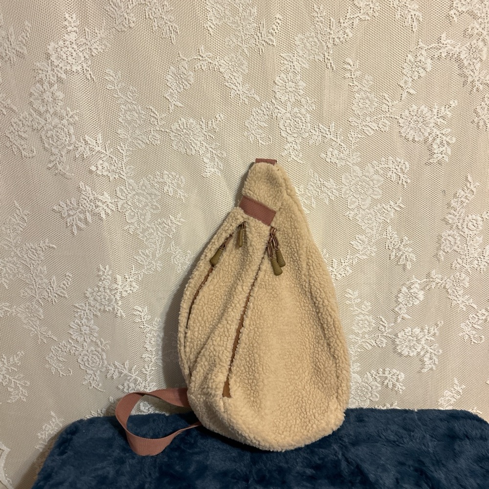 Crossbody bag